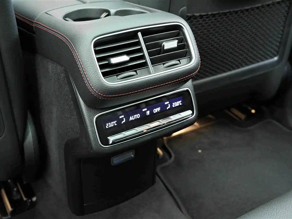Mercedes-Benz GLE AMG — миниатюра 17