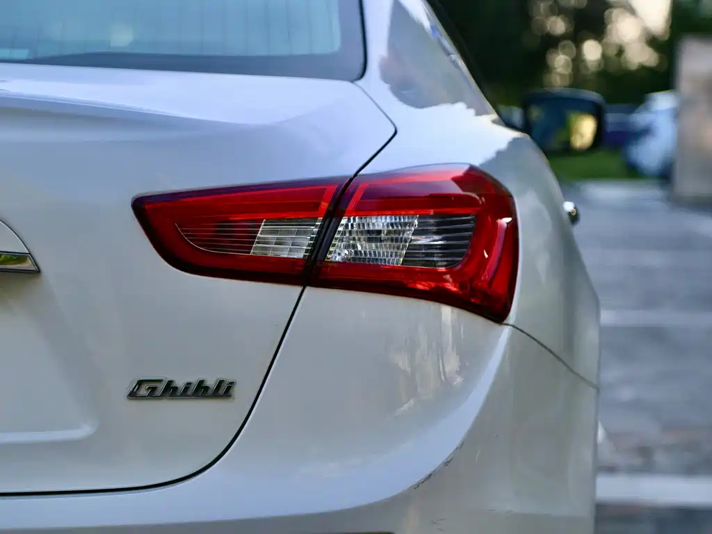 Maserati Ghibli — миниатюра 14
