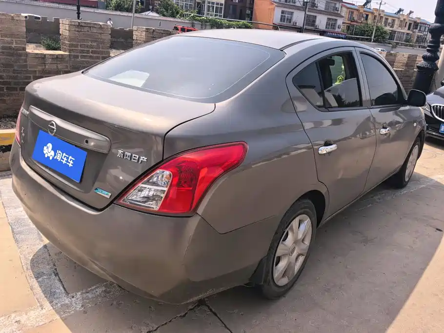 Nissan Sunny — миниатюра 3