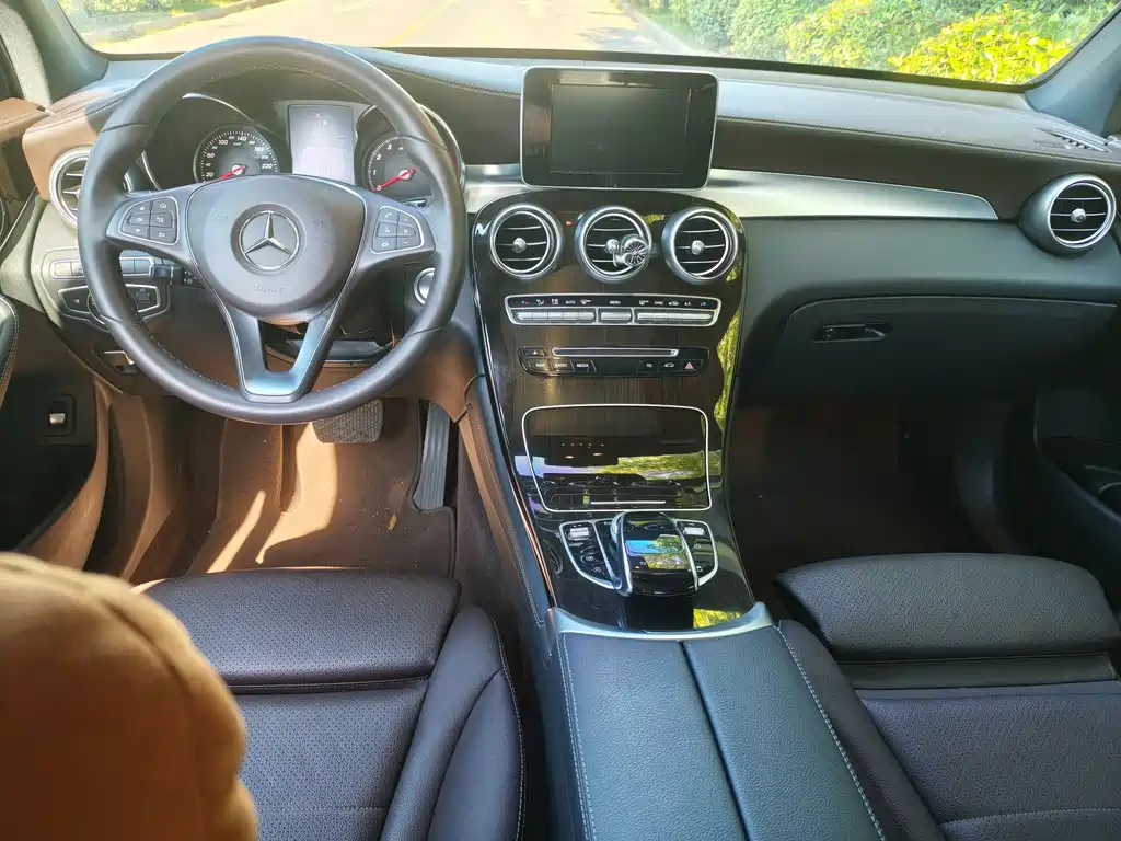 Mercedes-Benz GLC — миниатюра 10