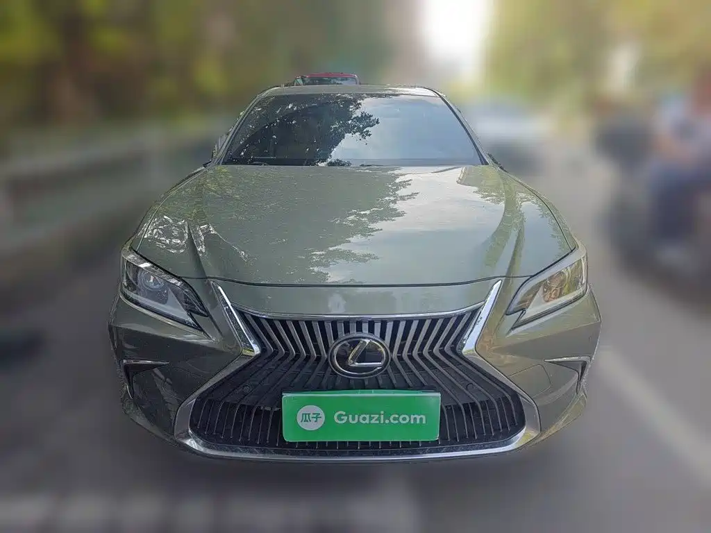 Lexus ES — миниатюра 24