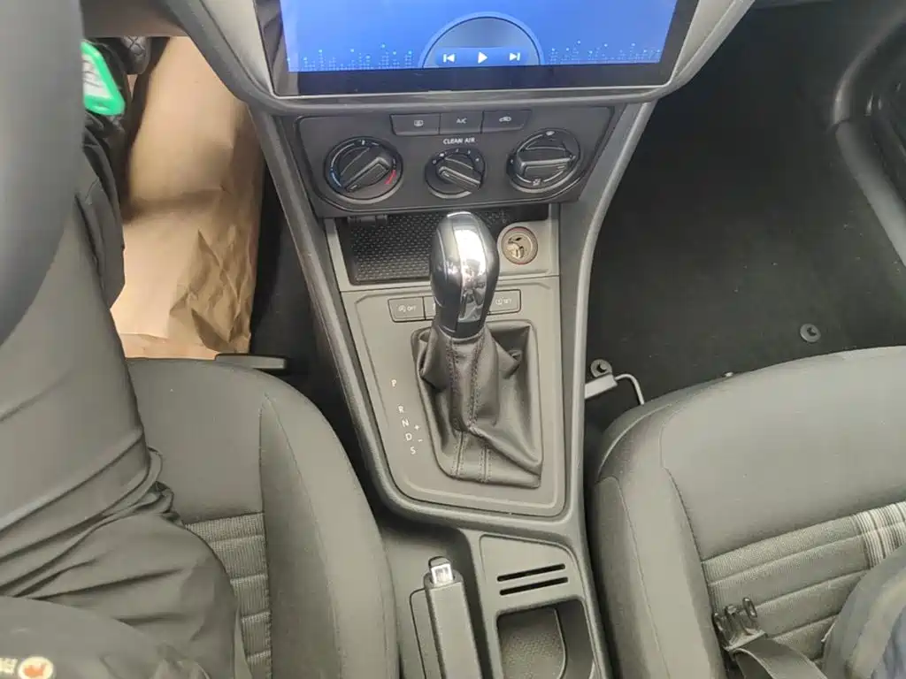 Volkswagen Lavida — миниатюра 14