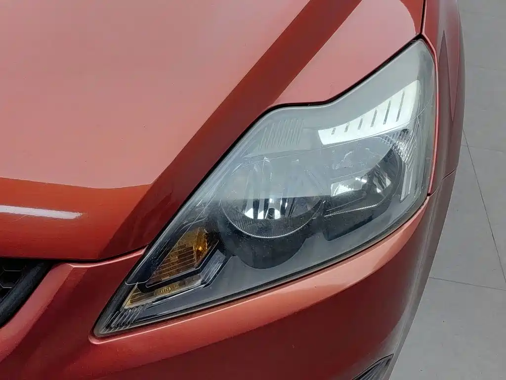 Ford Focus — миниатюра 7