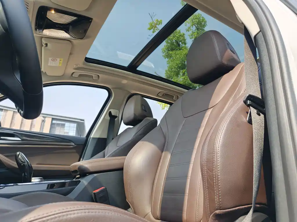 BMW X3 — миниатюра 9