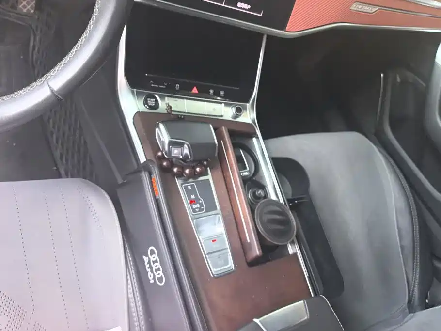 Audi A6L — миниатюра 16