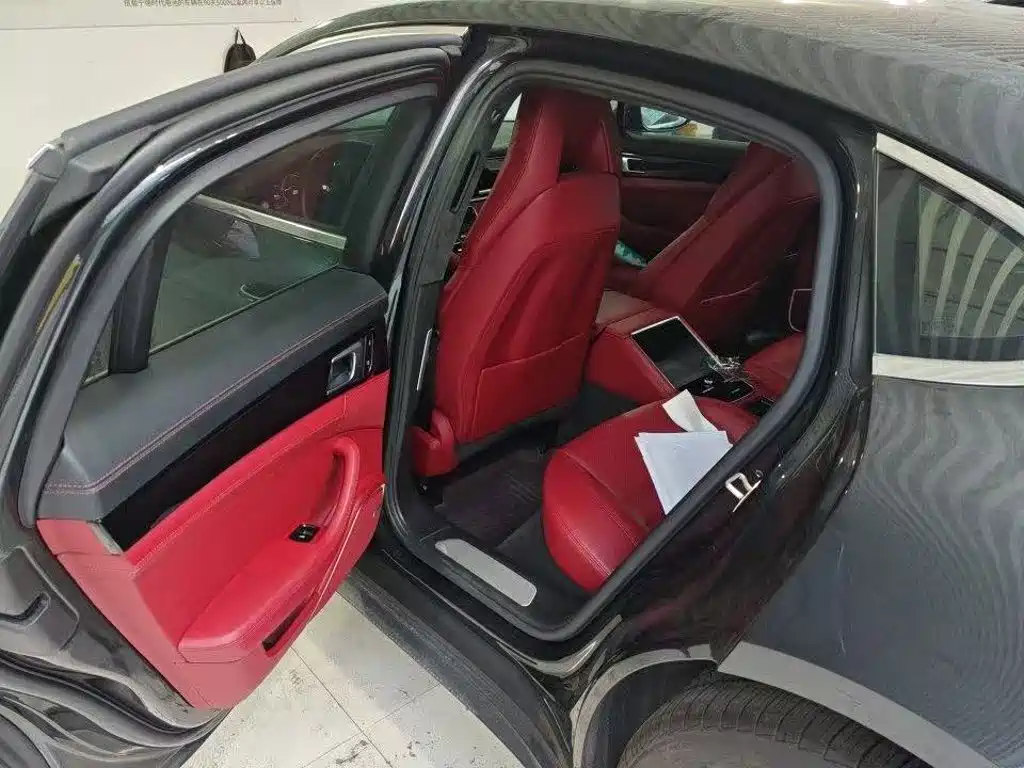 Porsche Panamera — миниатюра 8