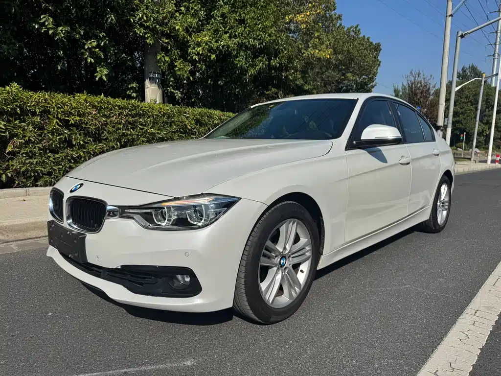 BMW 3 Series — миниатюра 2
