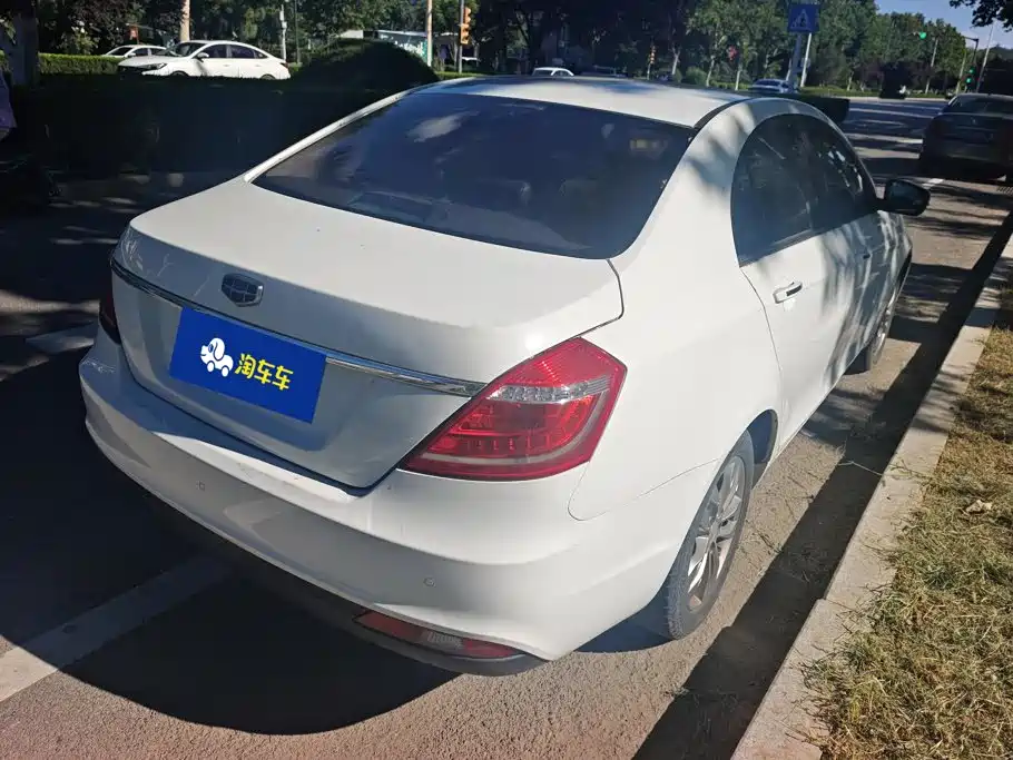Geely Emgrand — миниатюра 3
