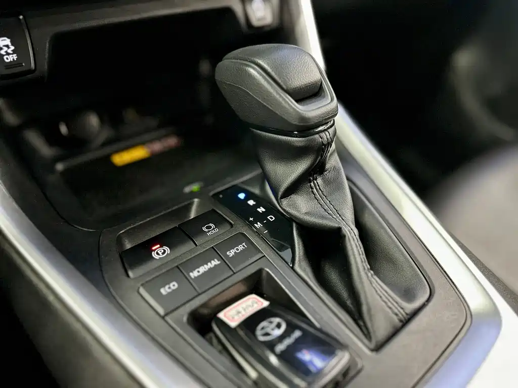 Toyota RAV4 2023 2.0L CVT