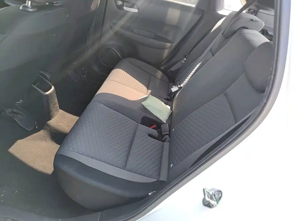 Honda Fit — миниатюра 17