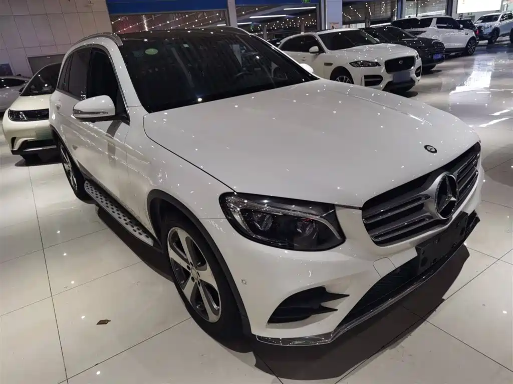 MERCEDES-BENZ  GLC