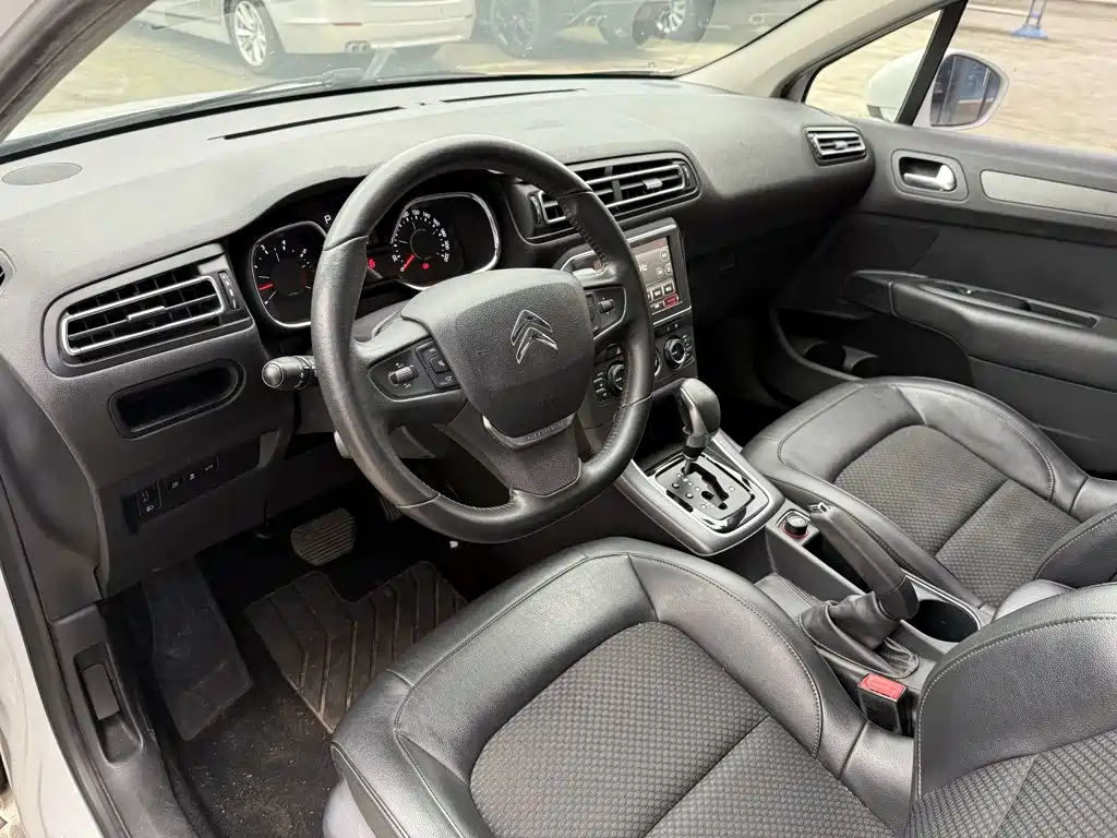 Citroen C4 1.6L Auto Comfort Type, фото 5