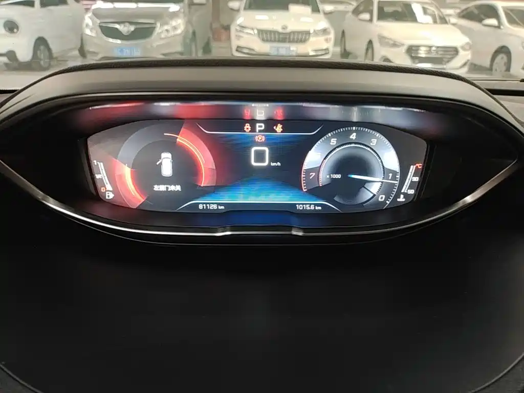 Peugeot 4008 — миниатюра 12