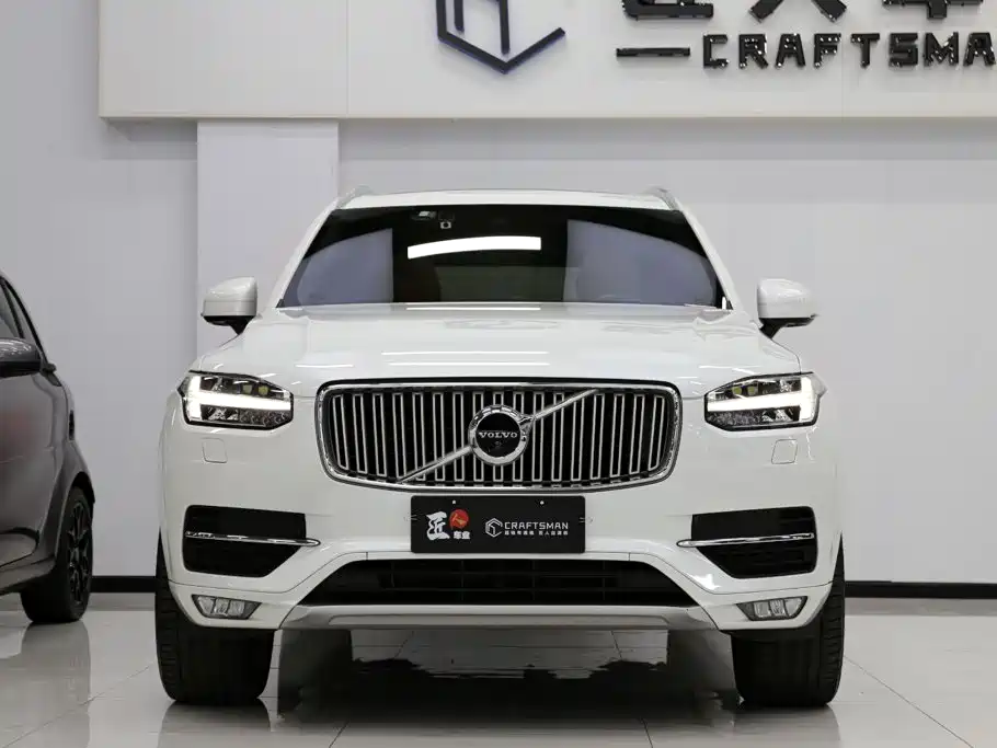 Volvo XC90 — миниатюра 20