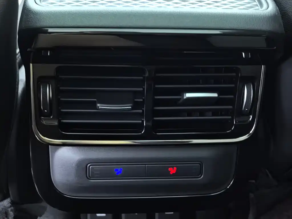 Land Rover Evoque — миниатюра 18