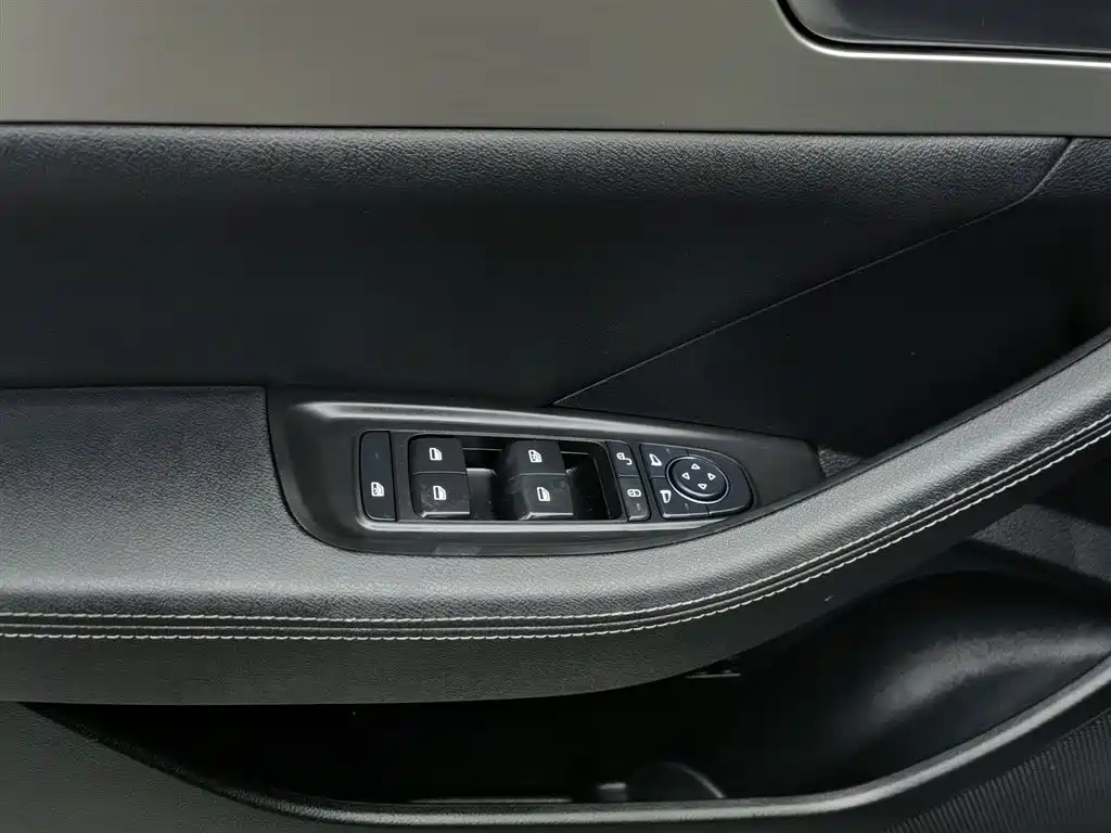 BYD Qin Pro Pro 2019 1.5TI AT VI