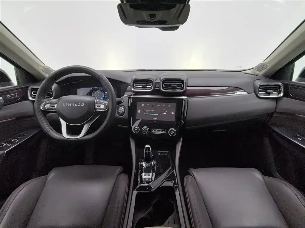 Lynk & Co 02 2019 2.0T AT Pro VI