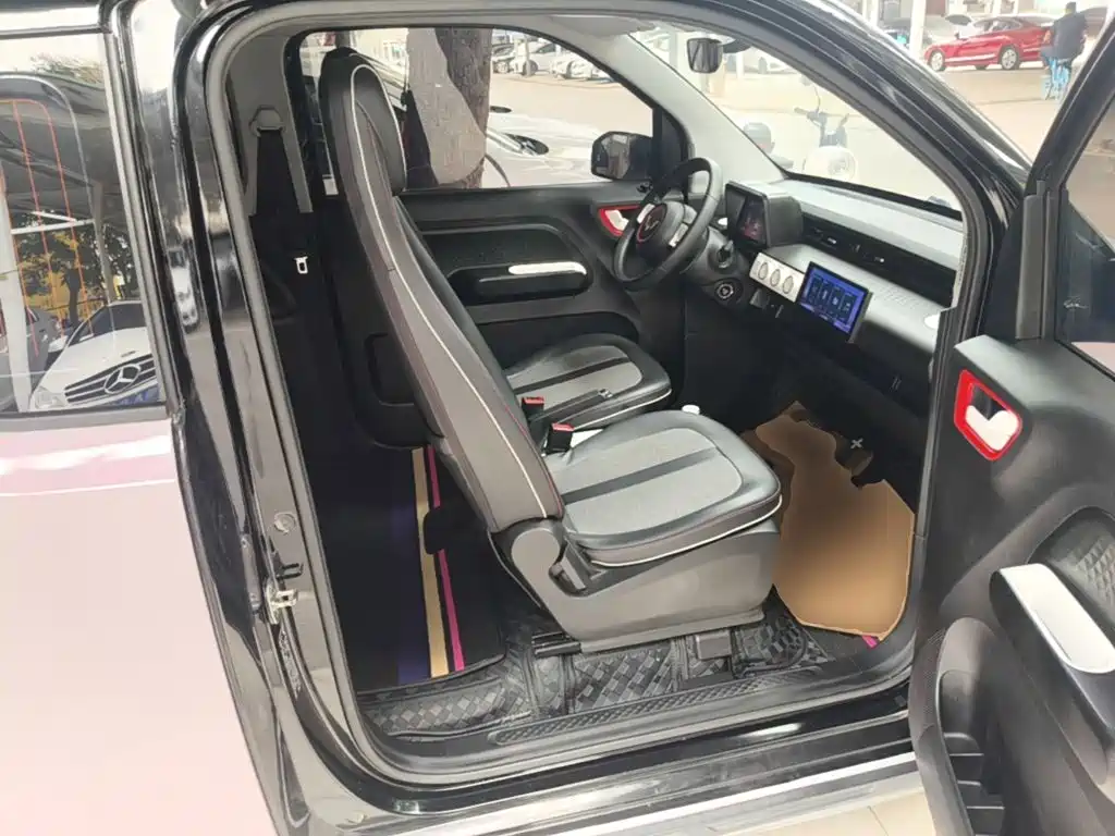 Wuling MINIEV — миниатюра 25