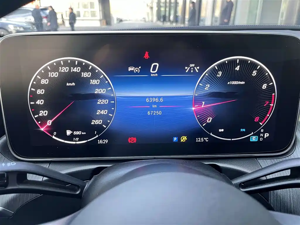 MERCEDES-BENZ C CLASS