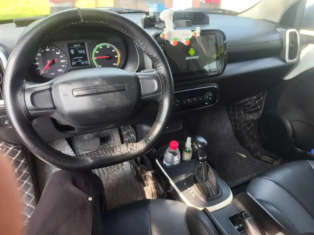Roewe Clever — миниатюра 5