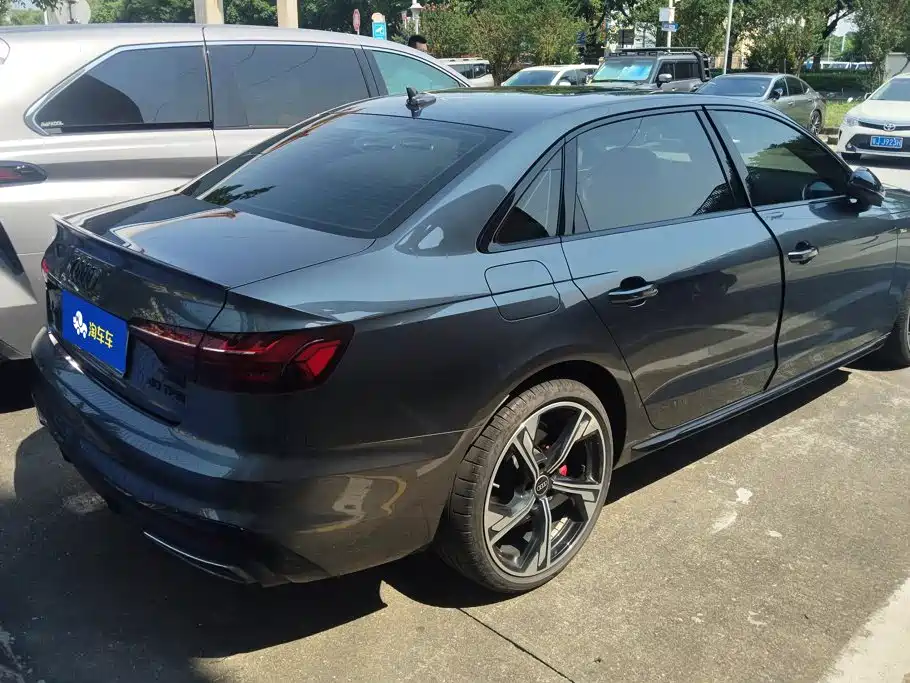 Audi A4L — миниатюра 3