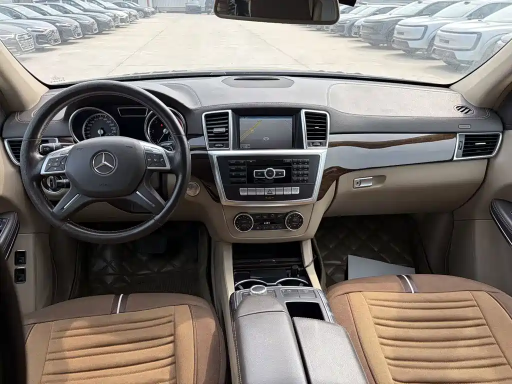 Mercedes-Benz GL-Class — миниатюра 9