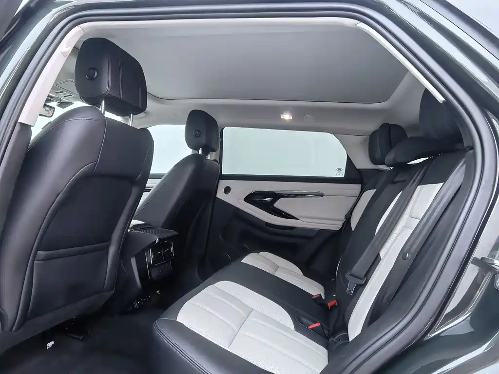 Land Rover Range Rover Evoque 2021 L 249PS R-Dynamic First edition