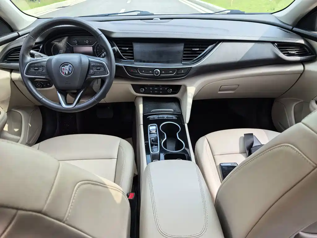 Buick Regal — миниатюра 5