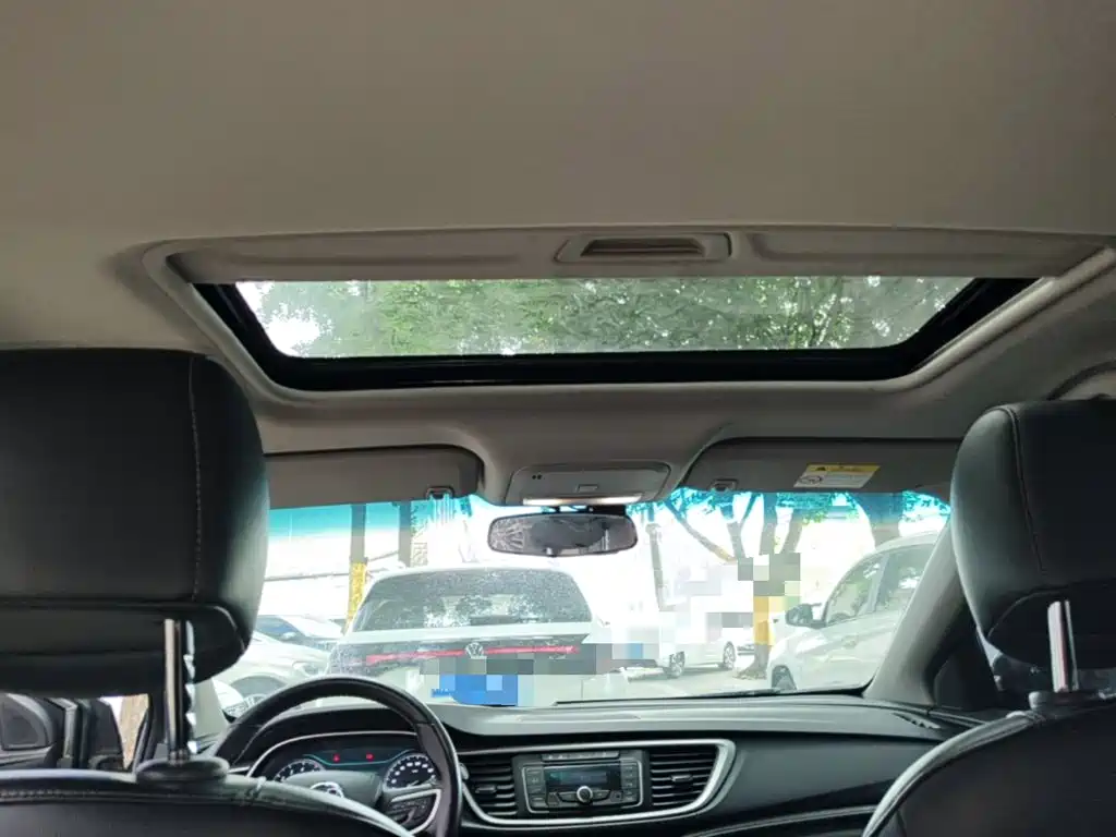 Buick Excelle — миниатюра 18