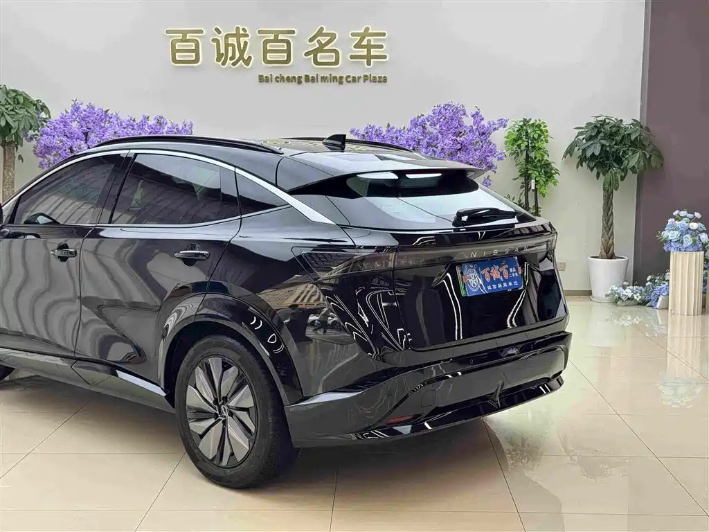 Nissan Ariya — миниатюра 8