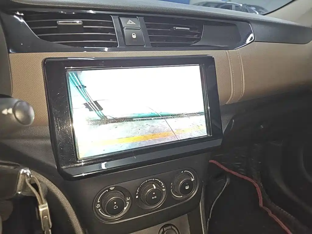 Citroen C4L — миниатюра 13