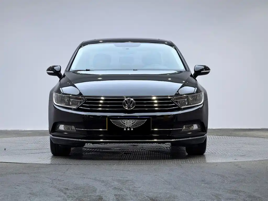 Volkswagen Magotan — миниатюра 4