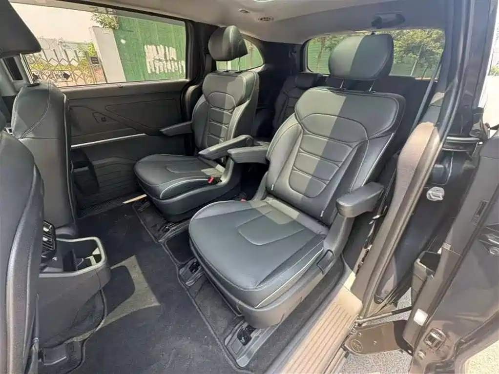Hyundai Custo 2024 270TGDi LUX Luxury