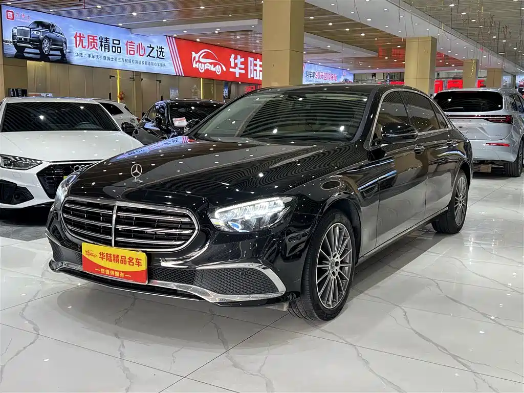 Mercedes-Benz E-Class 2022