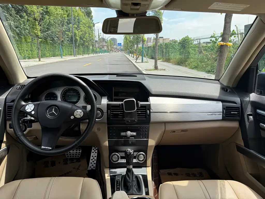Mercedes-Benz GLK-Class (Import) — миниатюра 14