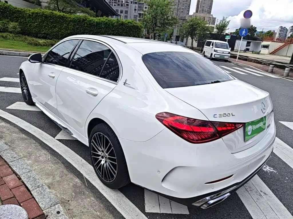 Mercedes-Benz C-Class — миниатюра 5