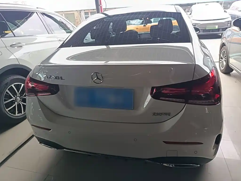 Mercedes-Benz A-Class — миниатюра 6