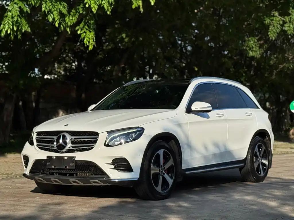 Mercedes-Benz GLC 2018 GLC 260 4MATIC Luxury