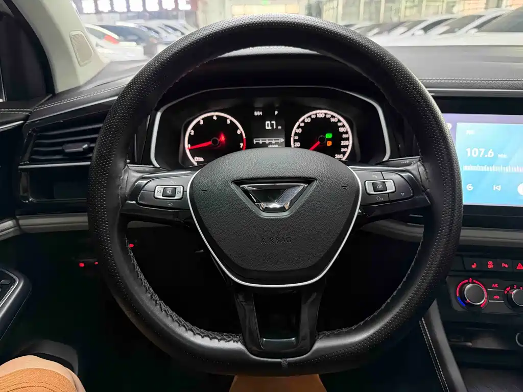 Jetta VS5 — миниатюра 11