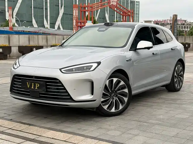 AITO M5