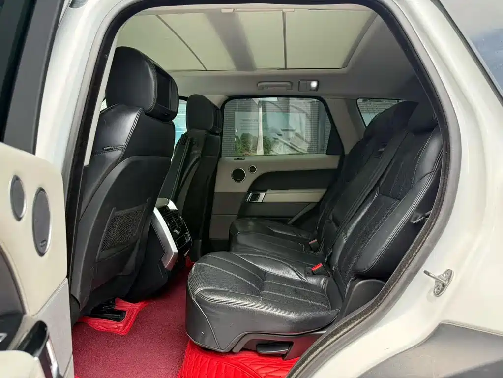 Land Rover Sport — миниатюра 9