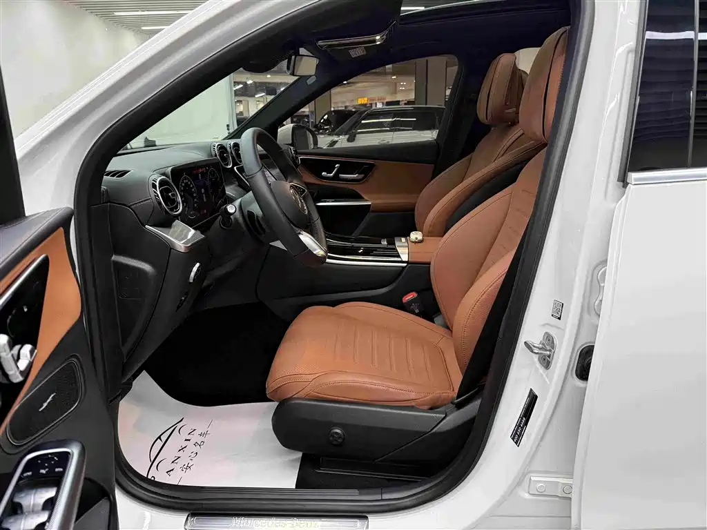 Mercedes-Benz GLC — миниатюра 6