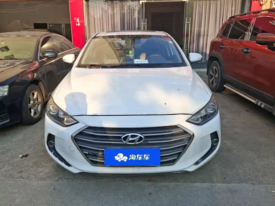 Hyundai Elantra — миниатюра 2