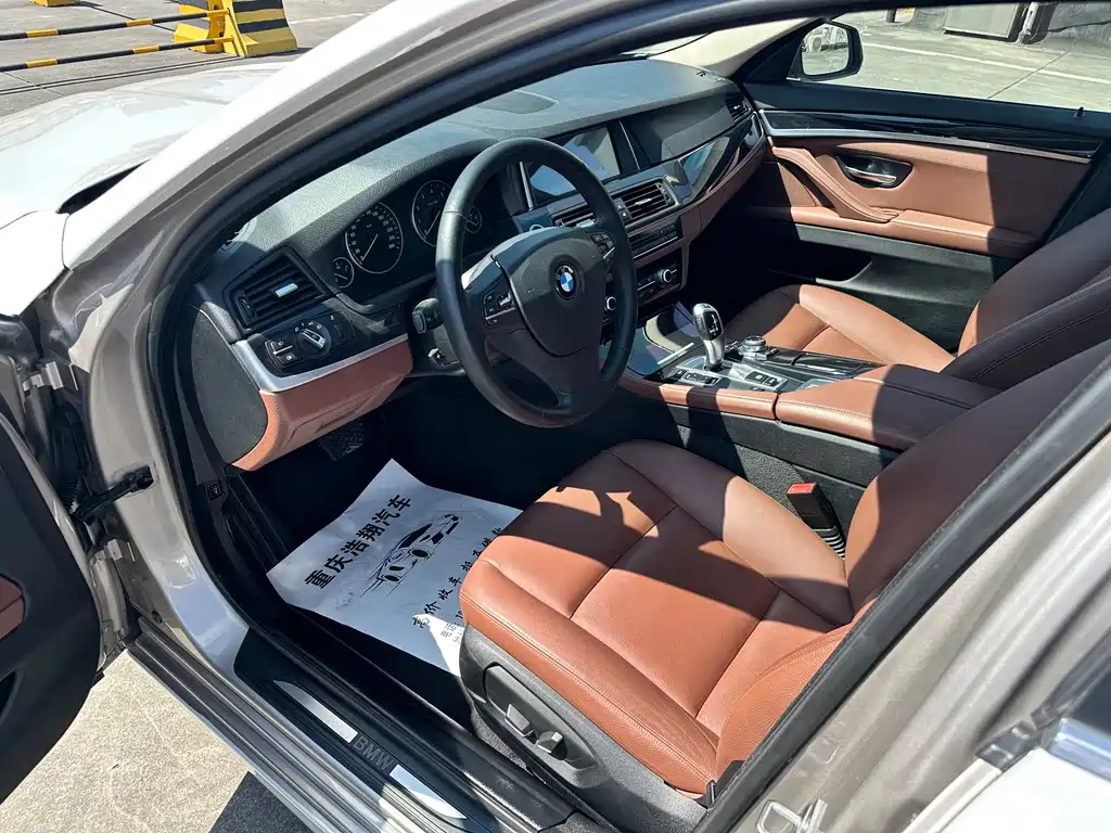 BMW 5 Series (Import) — миниатюра 11