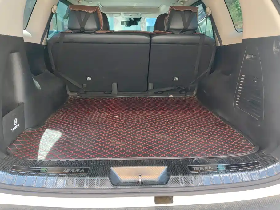 Nissan Terra — миниатюра 4