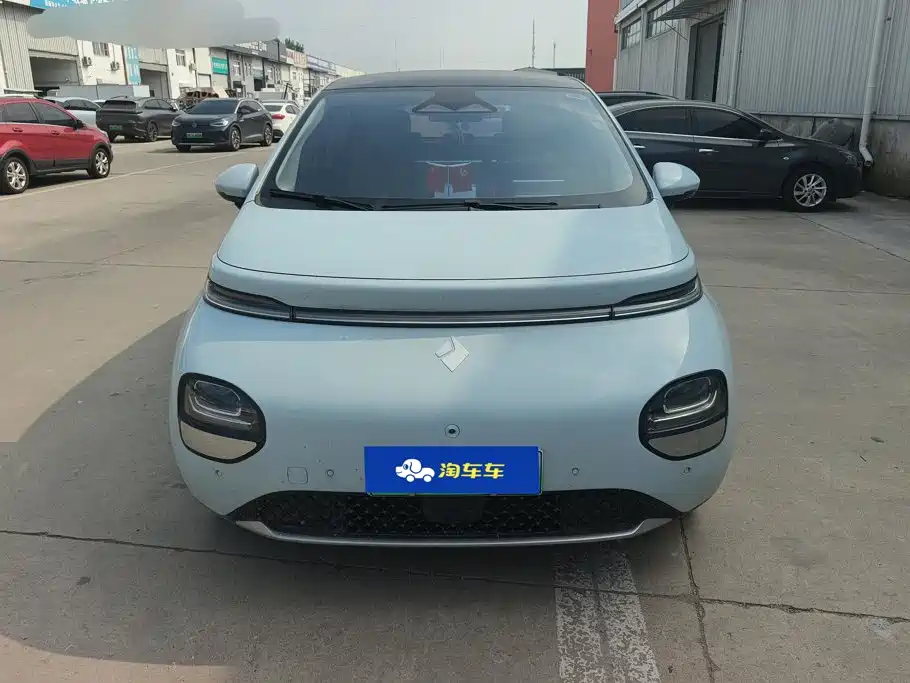 Baojun Yunduo — миниатюра 2