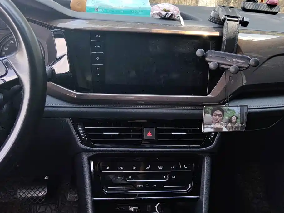 Volkswagen Tharu — миниатюра 13