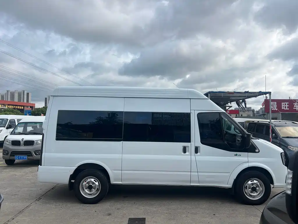 JMC JMC Fushun — миниатюра 4