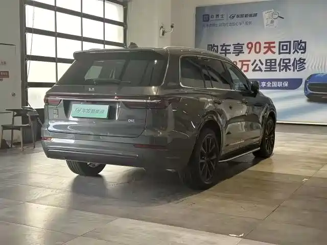 Li Auto ONE 2020 6 мест