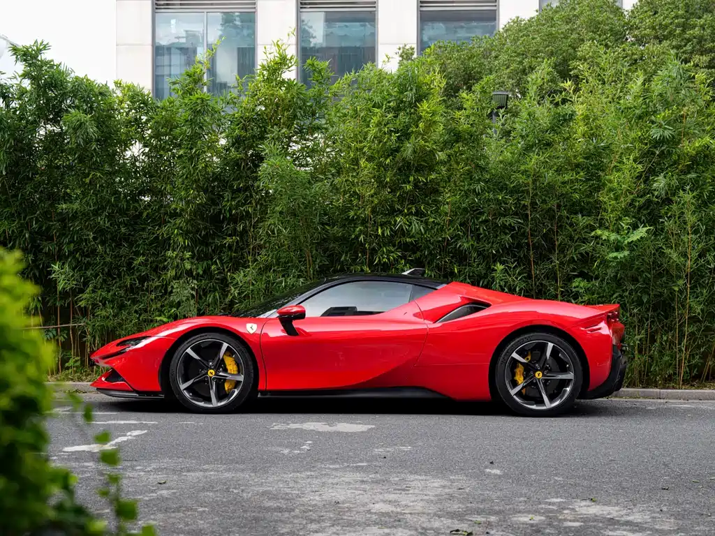 Ferrari SF90 2020 3.9T V8 Stradale